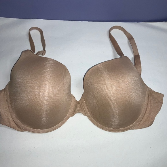 Victoria's Secret Uplift Semi Demi 34DD smooth finish - Picture 1 of 4